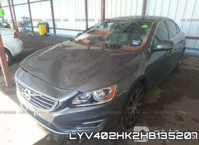 LYV402HK2HB135207 фото 3