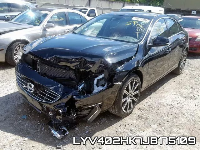 LYV402HK7JB175109 фото 3