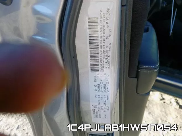 1C4PJLAB1HW517054 фото 2