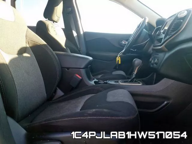 1C4PJLAB1HW517054 фото 6