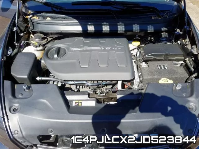 1C4PJLCX2JD523844 фото 8