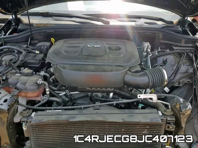 1C4RJECG8JC407123 фото 8