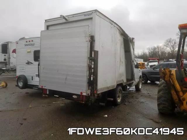 1FDWE3F60KDC41945 фото 5