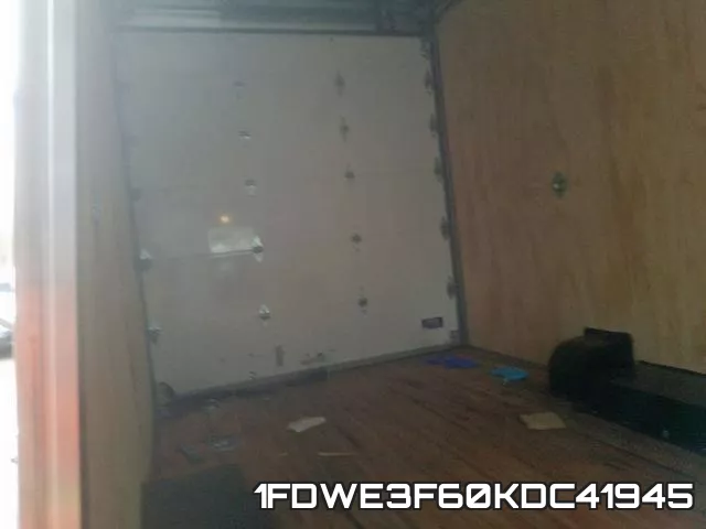 1FDWE3F60KDC41945 фото 7