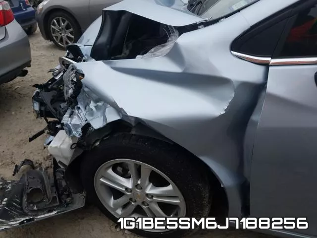 1G1BE5SM6J7188256 фото 9