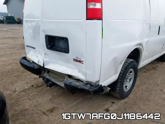 1GTW7AFG0J1186442 фото 10