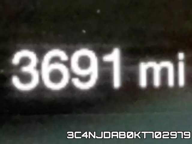3C4NJDAB0KT702979 фото 9