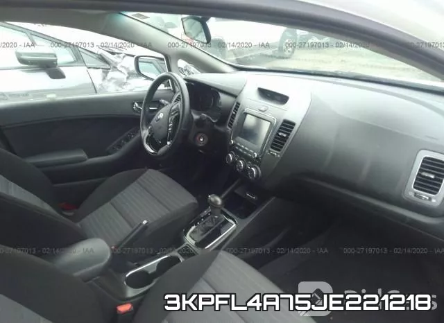 3KPFL4A75JE221218 фото 6