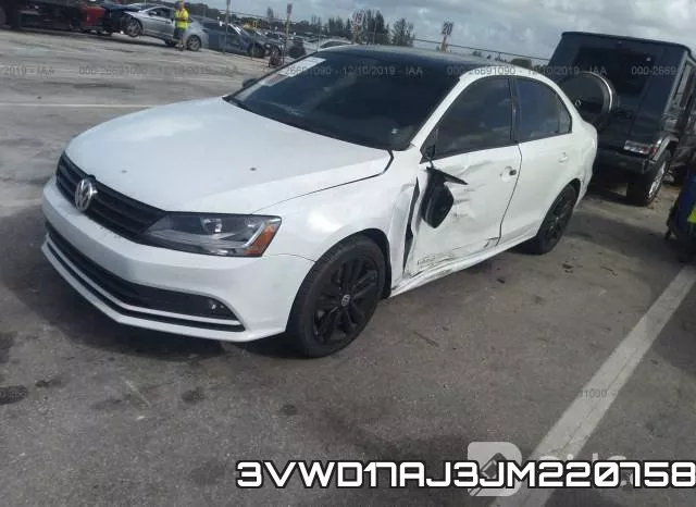3VWD17AJ3JM220758 фото 3