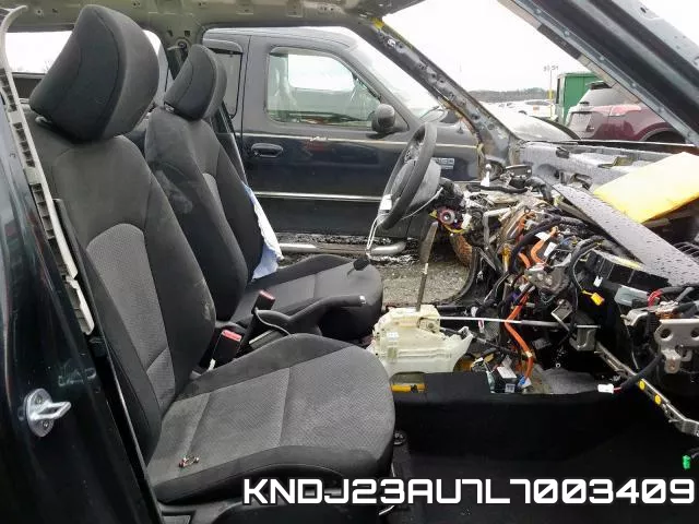 KNDJ23AU7L7003409 фото 6