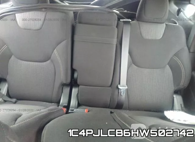 1C4PJLCB6HW502742 фото 9