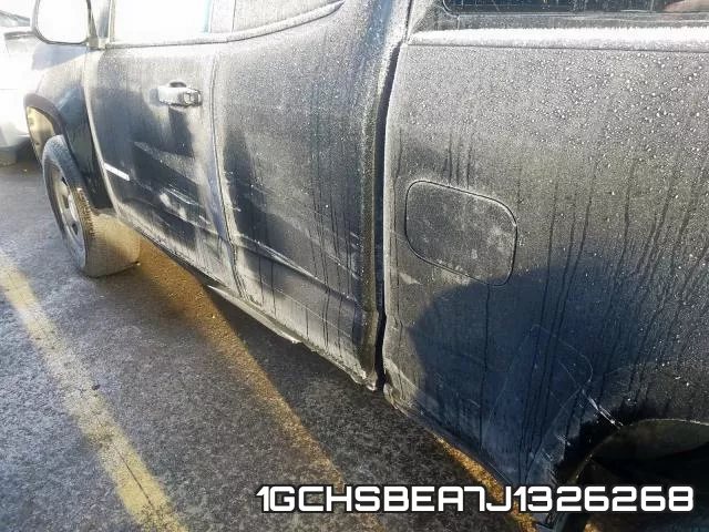1GCHSBEA7J1326268 фото 10