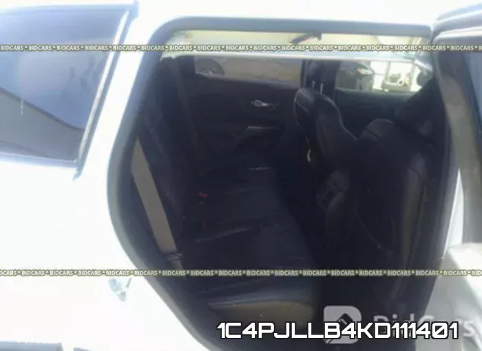 1C4PJLLB4KD111401 фото 9