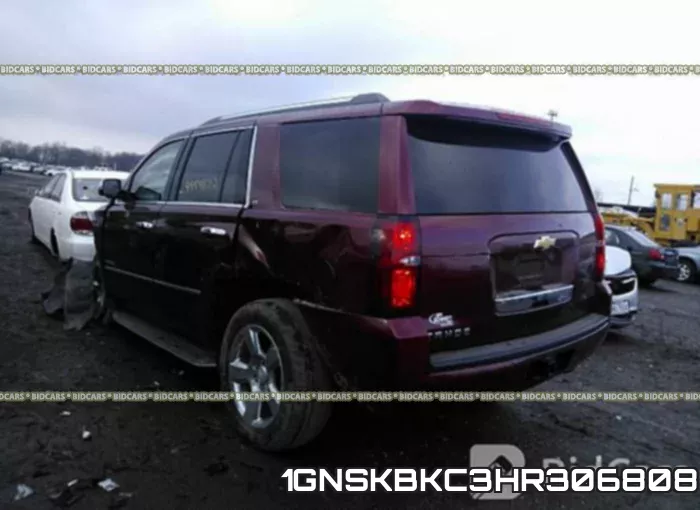 1GNSKBKC3HR306808 фото 4