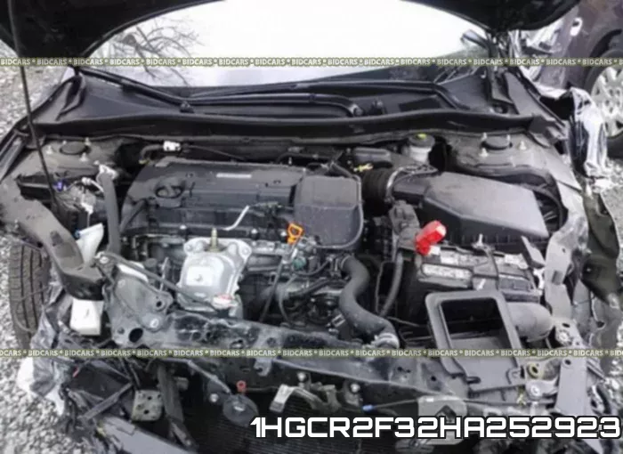 1HGCR2F32HA252923 фото 2