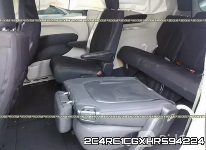 2C4RC1CGXHR594224 фото 9