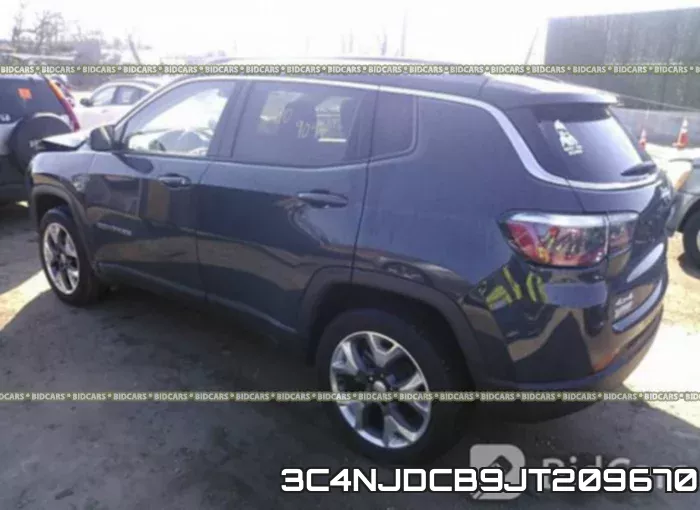 3C4NJDCB9JT209670 фото 4