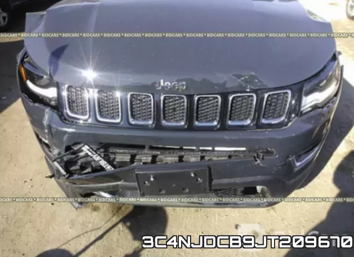 3C4NJDCB9JT209670 фото 7