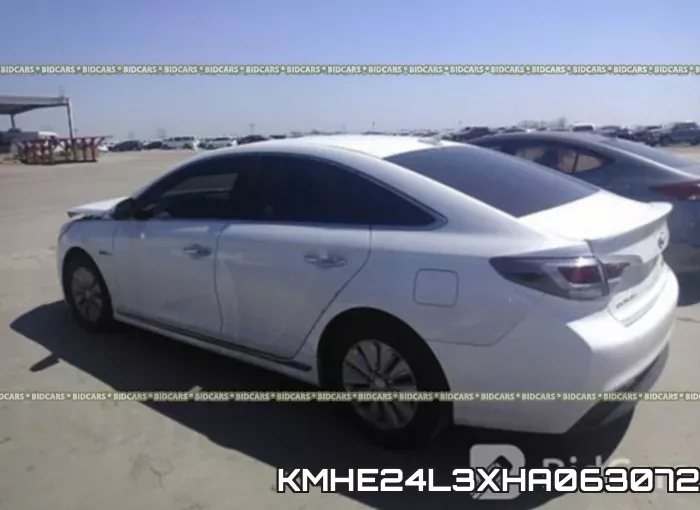 KMHE24L3XHA063072 фото 4