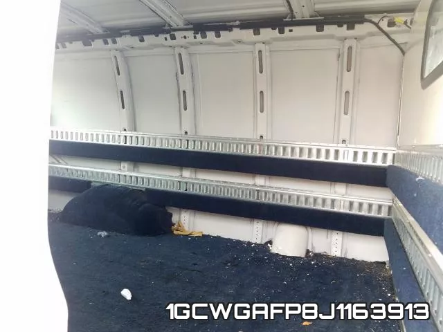 1GCWGAFP8J1163913 фото 7