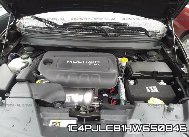 1C4PJLCB1HW650846 фото 2