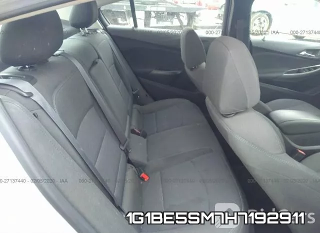 1G1BE5SM7H7192911 фото 9