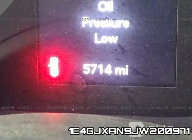 1C4GJXAN9JW200971 фото 8