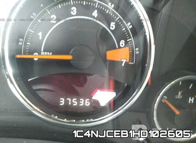 1C4NJCEB1HD102605 фото 8