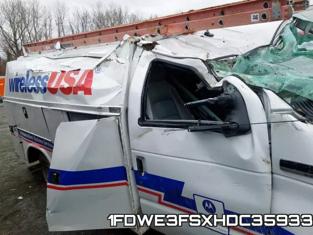 1FDWE3FSXHDC35933 фото 10