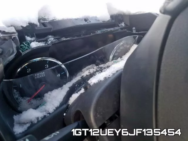 1GT12UEY6JF135454 фото 9