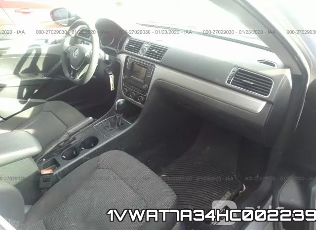 1VWAT7A34HC002239 фото 6