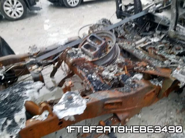 1FTBF2AT8HEB63490 фото 7