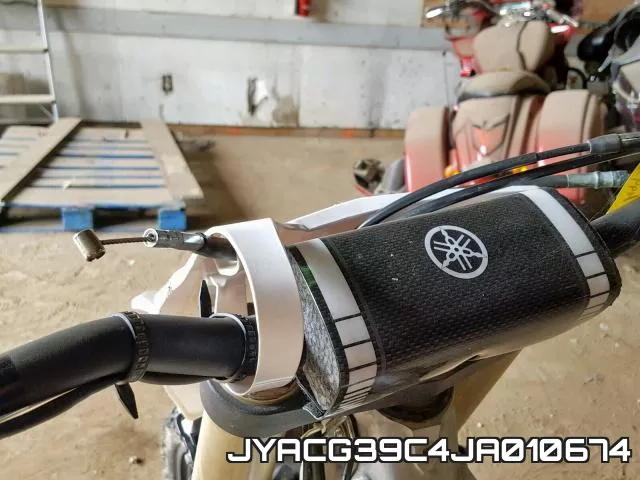JYACG39C4JA010674 фото 9