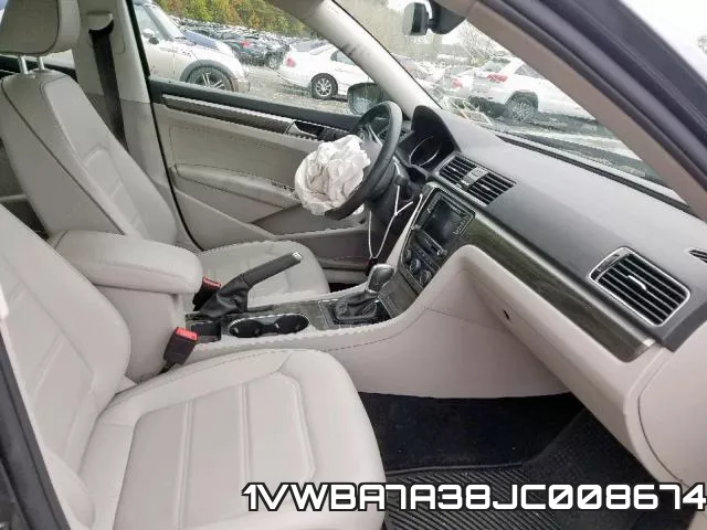 1VWBA7A38JC008674 фото 6