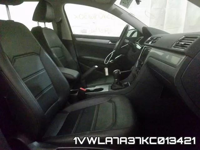 1VWLA7A37KC013421 фото 6