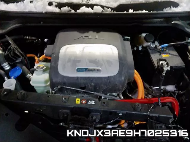 KNDJX3AE9H7025316 фото 8