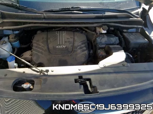 KNDMB5C19J6399325 фото 8