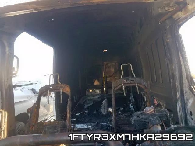 1FTYR3XM7HKA29692 фото 2