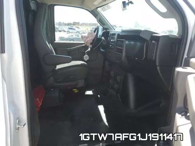 1GTW7AFG1J1911417 фото 6