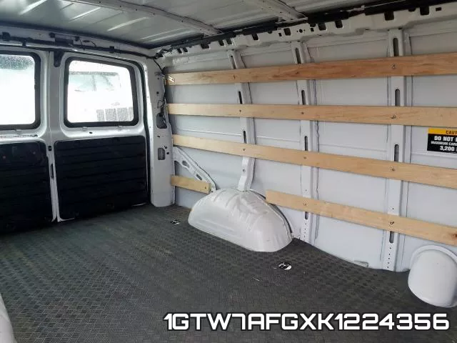 1GTW7AFGXK1224356 фото 7