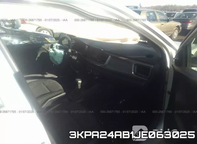 3KPA24AB1JE063025 фото 6