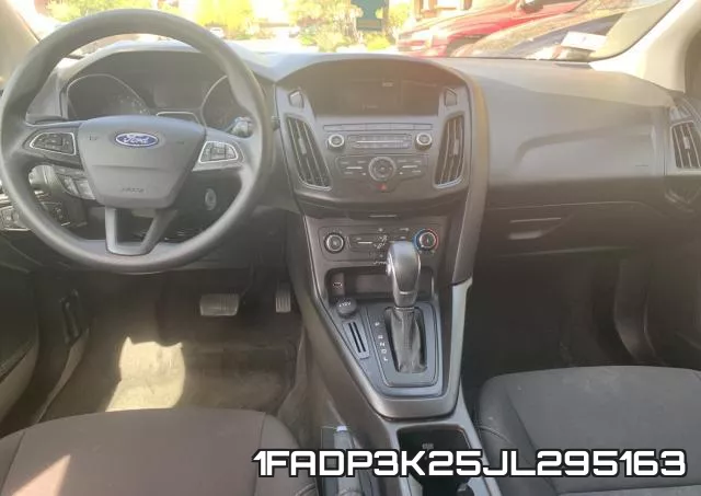 1FADP3K25JL295163 фото 10