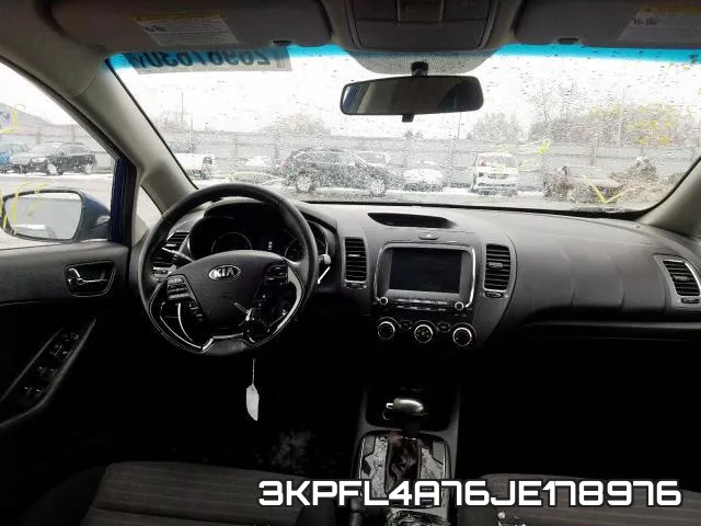 3KPFL4A76JE178976 фото 10