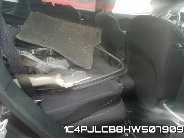 1C4PJLCB8HW507909 фото 7