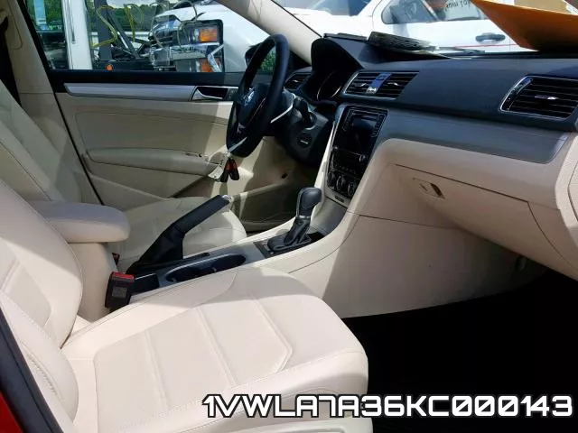 1VWLA7A36KC000143 фото 6