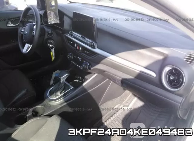 3KPF24AD4KE049483 фото 6