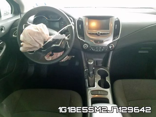 1G1BE5SM2J7129642 фото 10