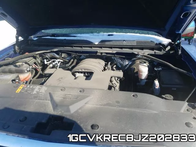 1GCVKREC8JZ202833 фото 8