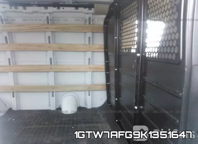 1GTW7AFG9K1351647 фото 9