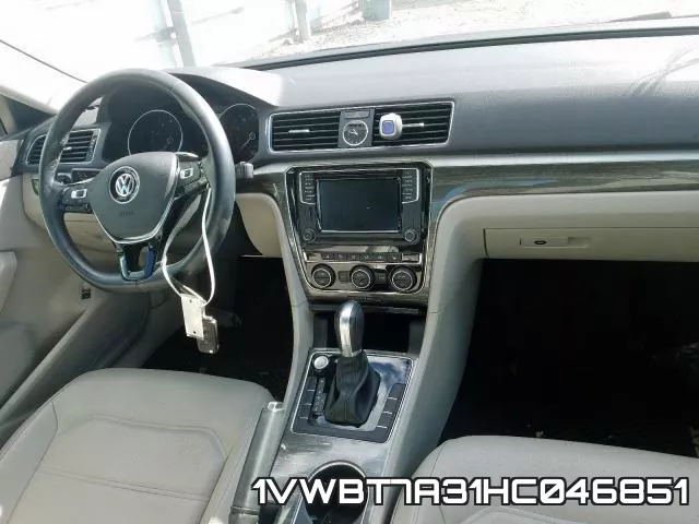1VWBT7A31HC046851 фото 10